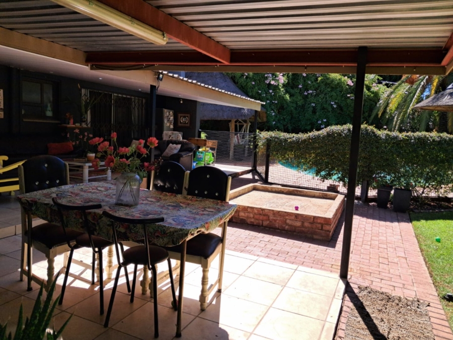 4 Bedroom Property for Sale in Hillcrest Northern Cape